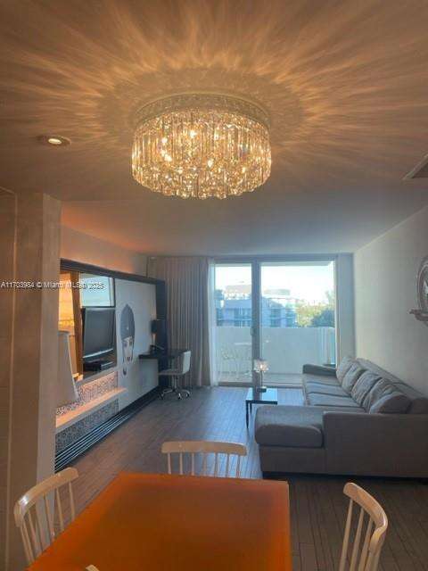 Small Image of 1100 WEST AVE #517, Miami Beach Number 10