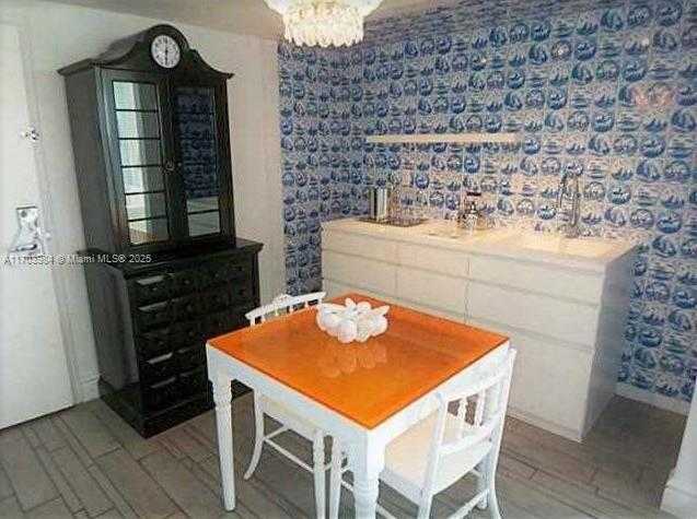 Small Image of 1100 WEST AVE #517, Miami Beach Number 14