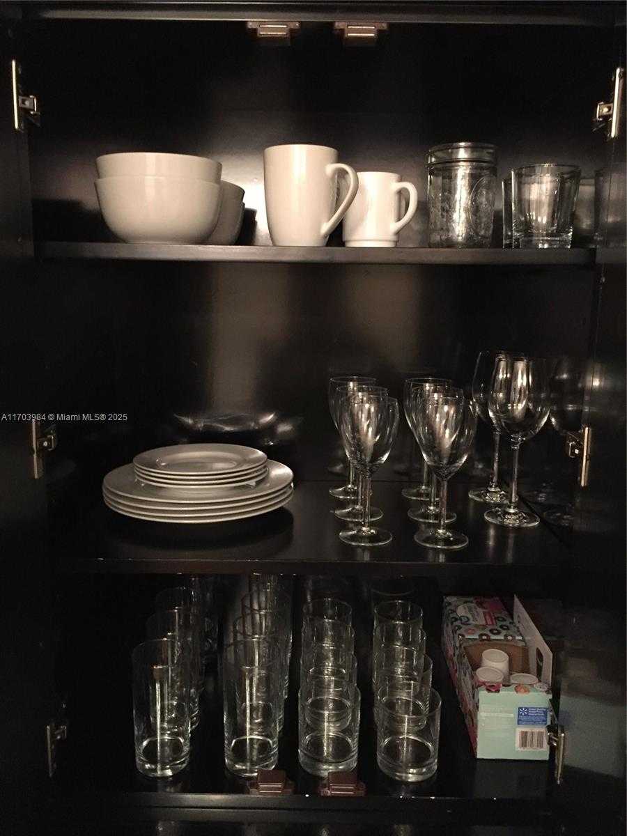 Small Image of 1100 WEST AVE #517, Miami Beach Number 24