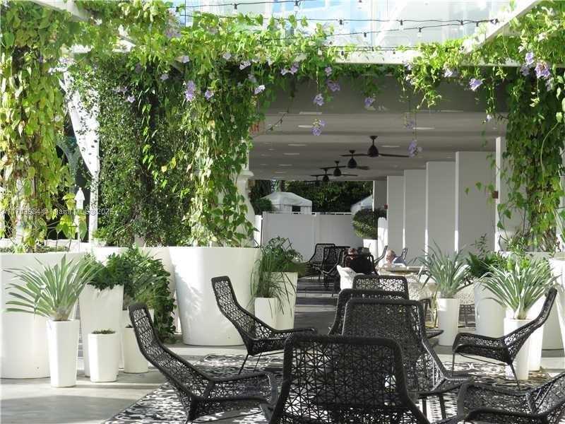 Small Image of 1100 WEST AVE #517, Miami Beach Number 50