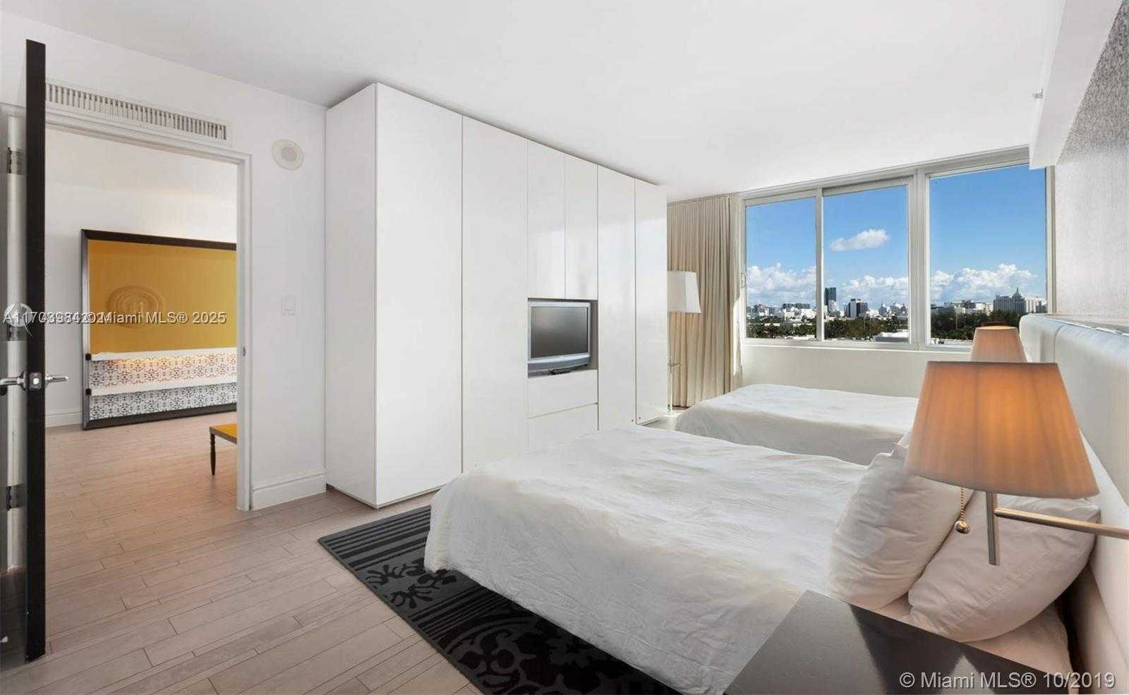 Small Image of 1100 WEST AVE #517, Miami Beach Number 6