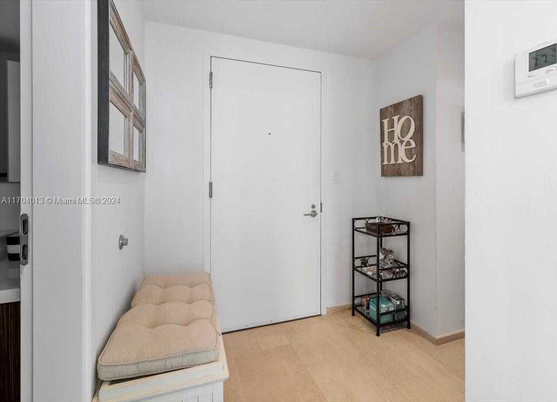 Small Image of 540 WEST AVE #1914, Miami Beach Number 23