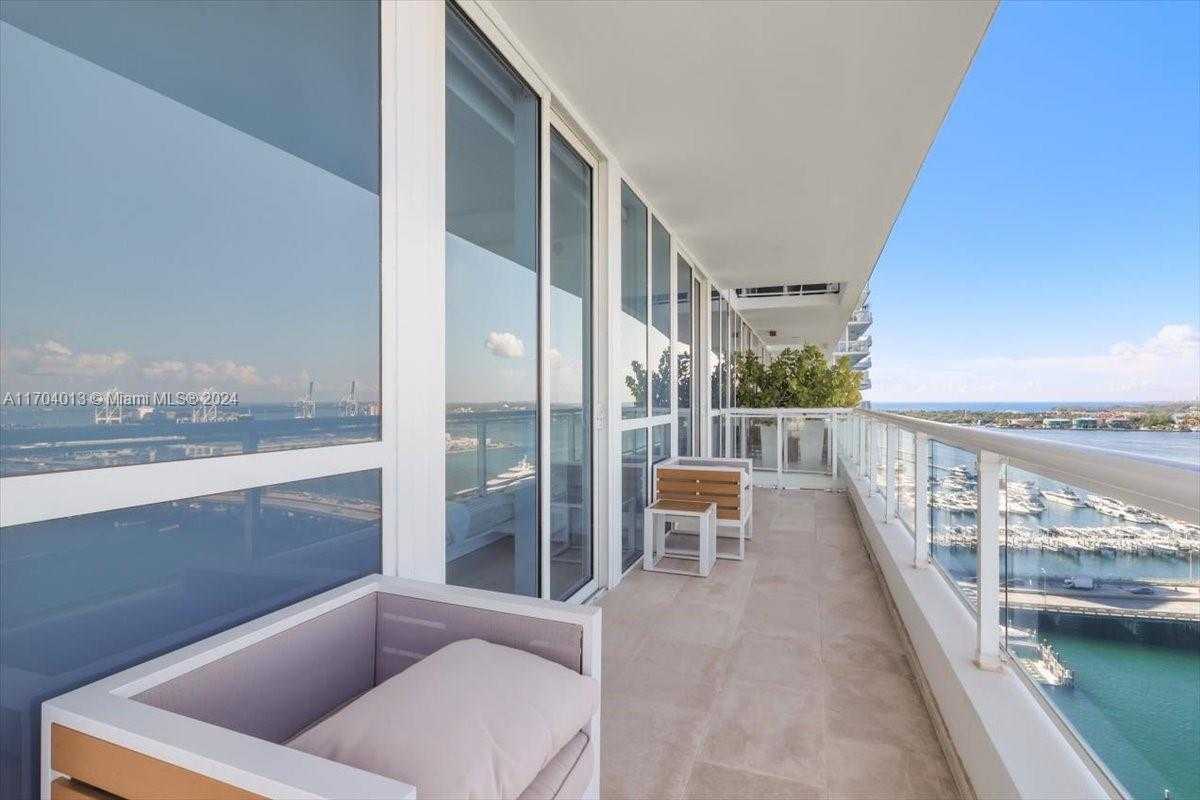 Small Image of 540 WEST AVE #1914, Miami Beach Number 7
