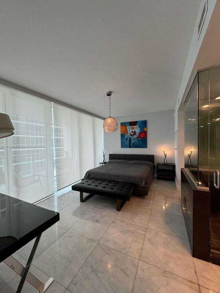 Small Image of 1040 BISCAYNE BLVD #1505, Miami Number 8