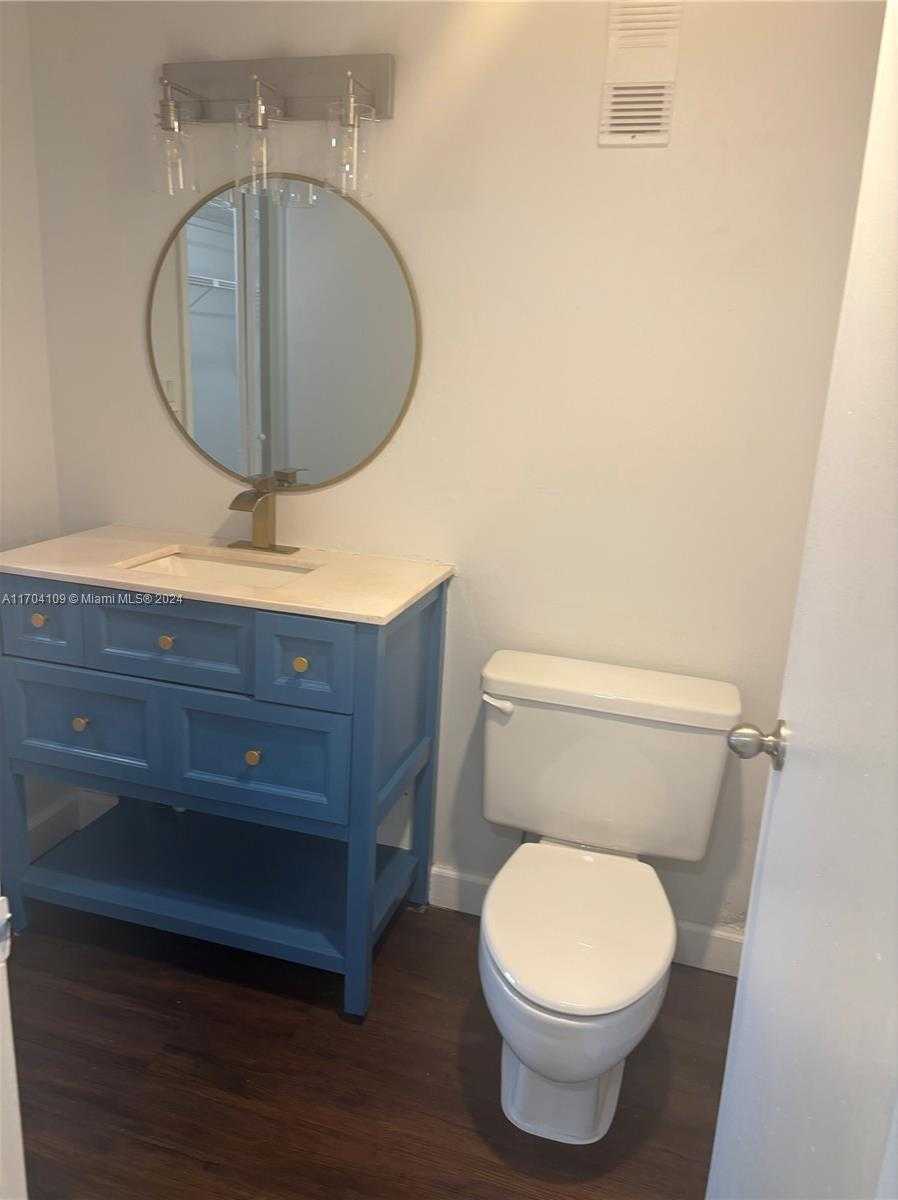 Small Image of 1200 #218W, Miami Number 4
