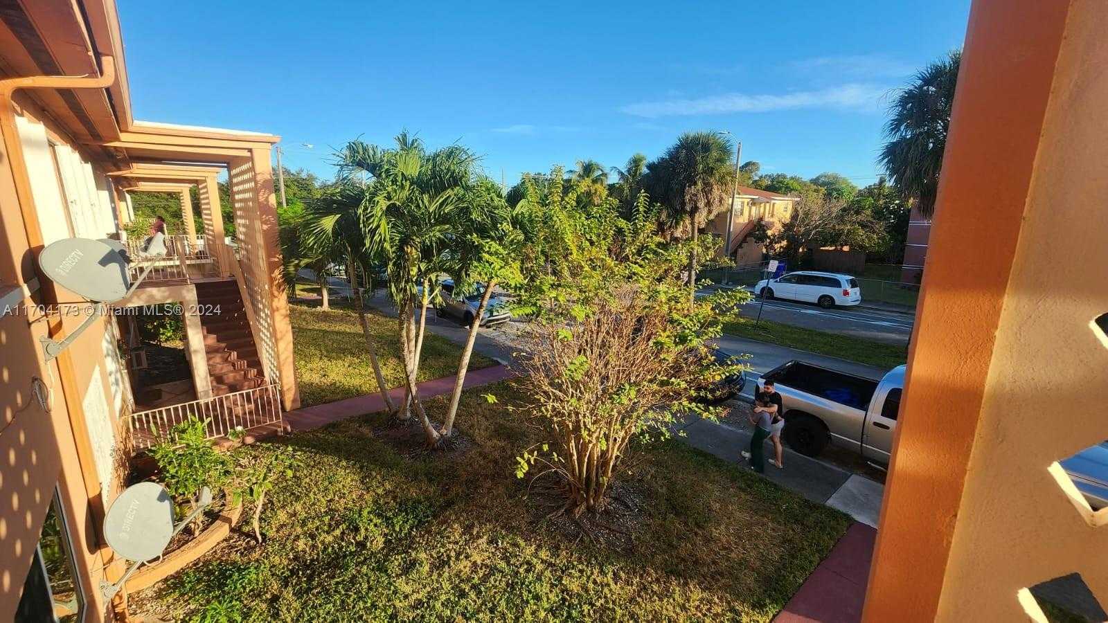 Small Image of 3451 SOUTH WEST 11TH ST #7B, Miami Number 15