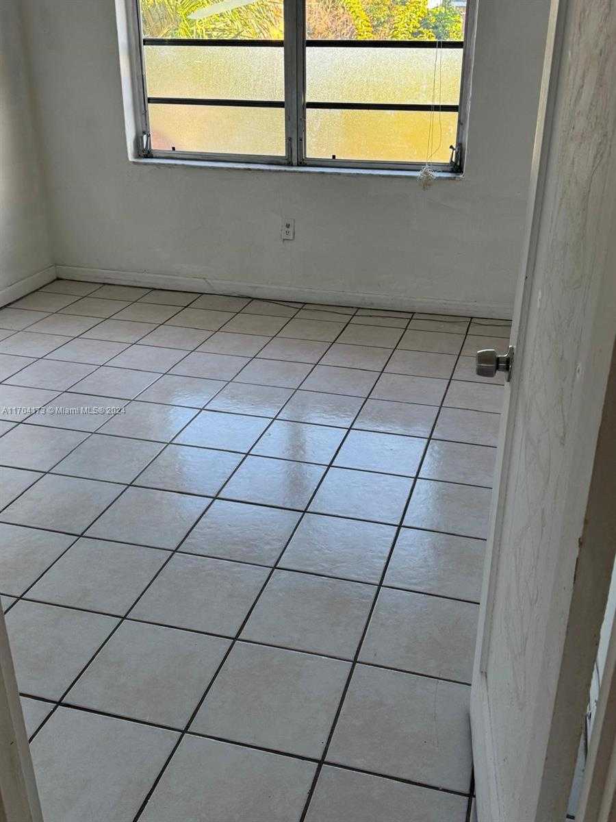 Small Image of 3451 SOUTH WEST 11TH ST #7B, Miami Number 8