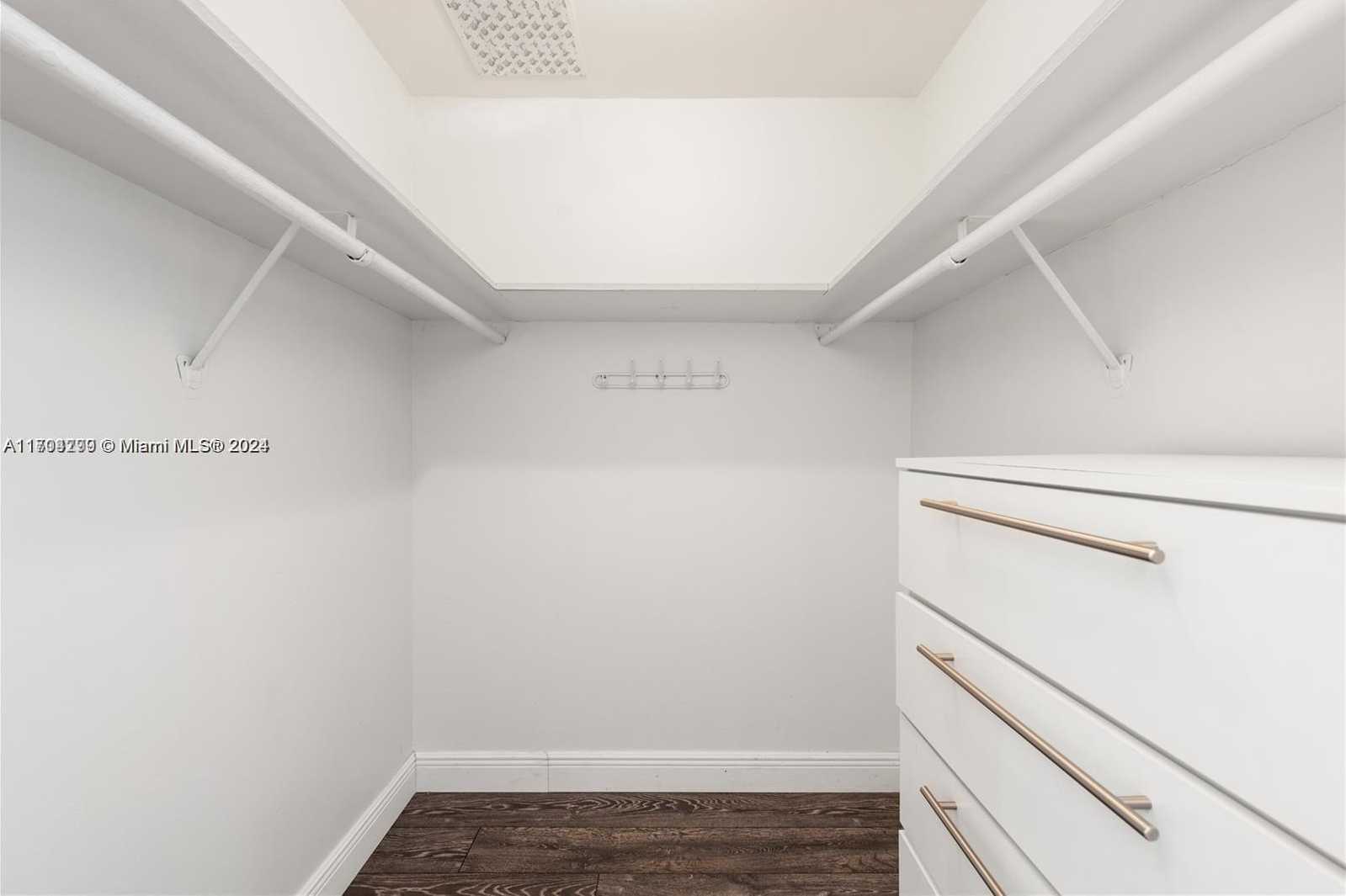 Small Image of 6770 INDIAN CREEK DR #1TSA, Miami Beach Number 12