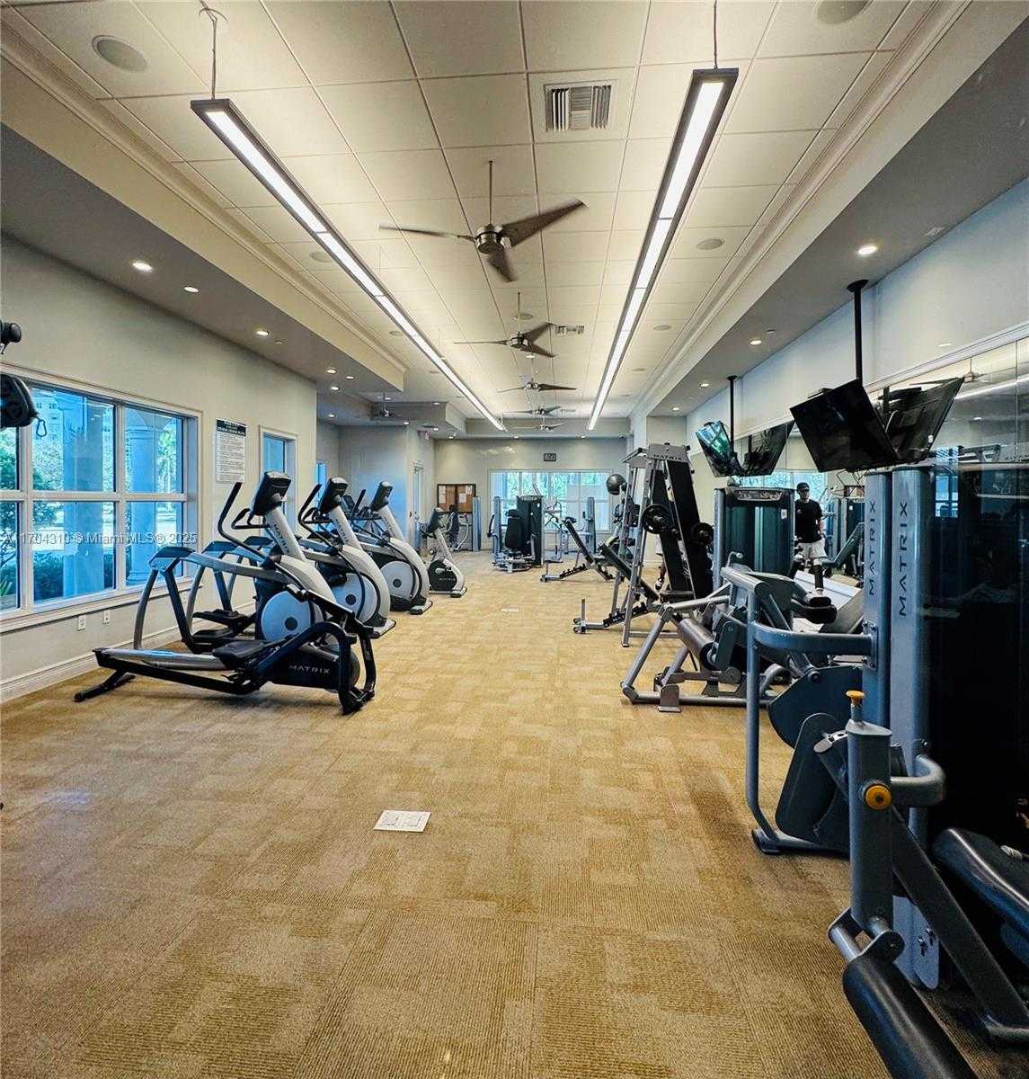 Small Image of 3956 POINCIANA LN, Hollywood Number 21