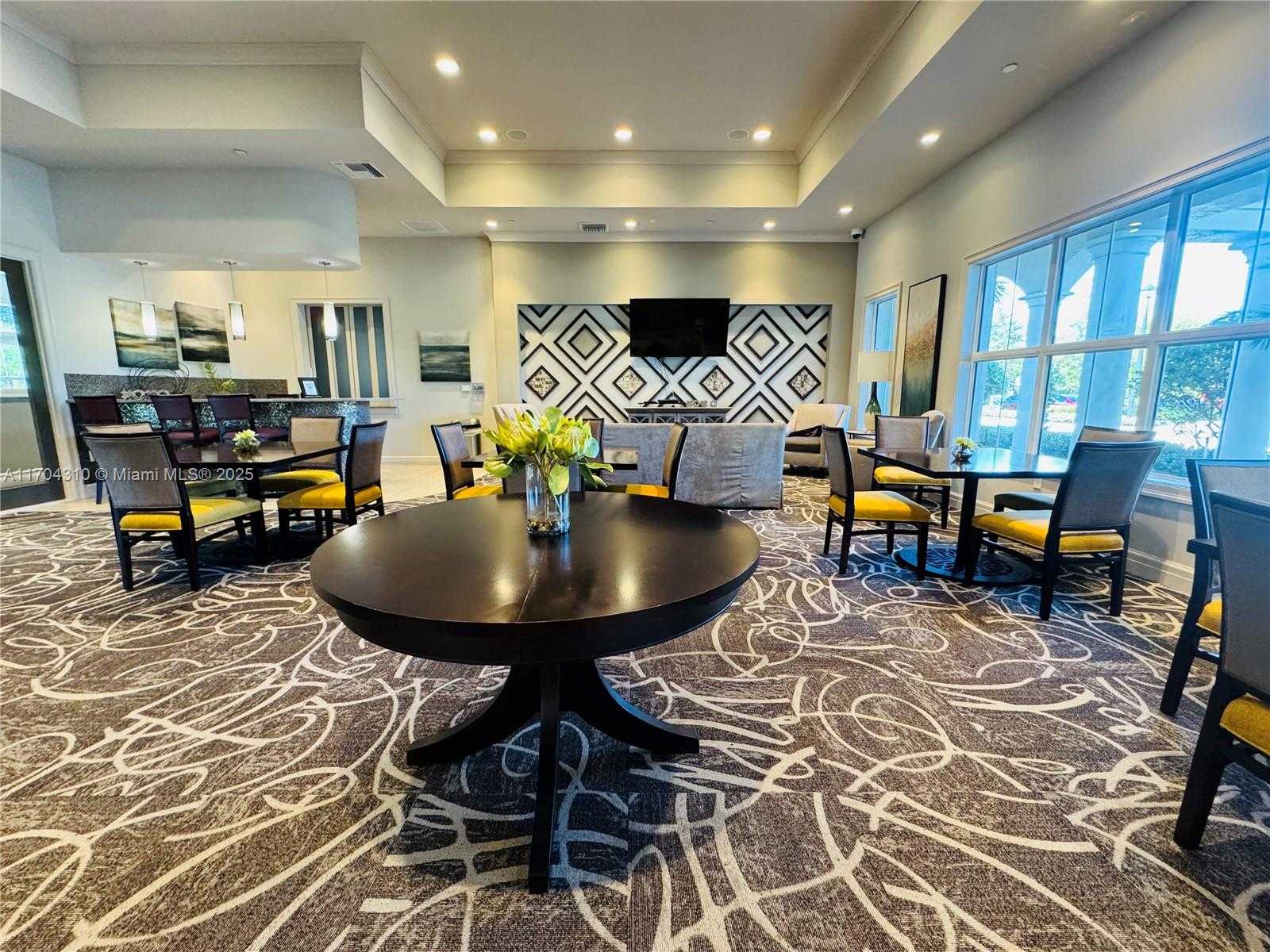 Small Image of 3956 POINCIANA LN, Hollywood Number 23