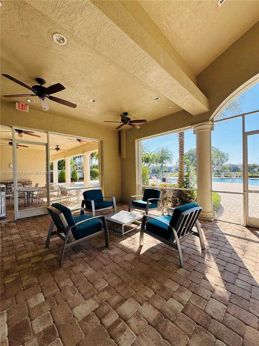 Small Image of 3956 POINCIANA LN, Hollywood Number 24