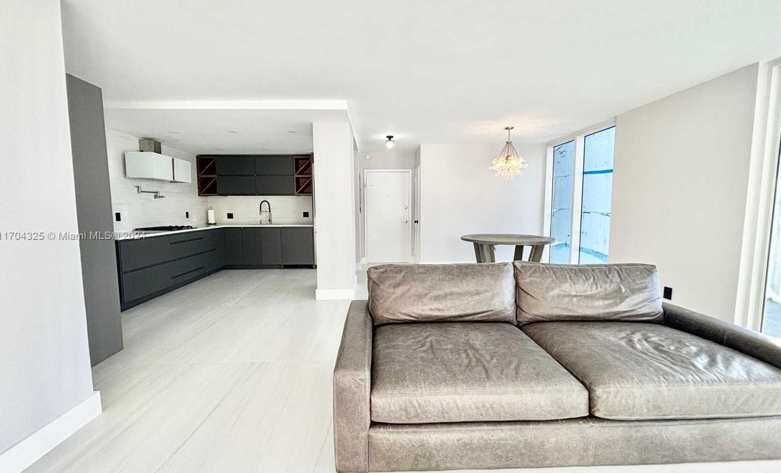Small Image of 2030 SOUTH OCEAN DR #806, Hallandale Beach Number 11