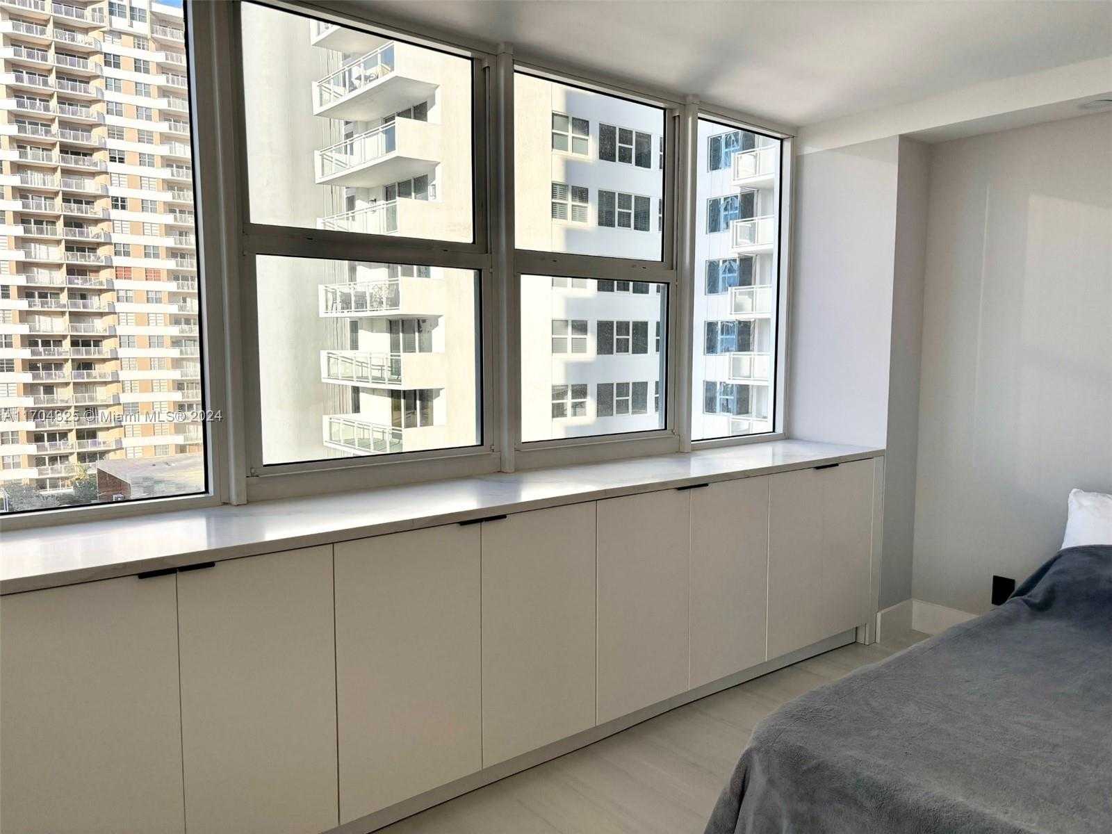 Small Image of 2030 SOUTH OCEAN DR #806, Hallandale Beach Number 17