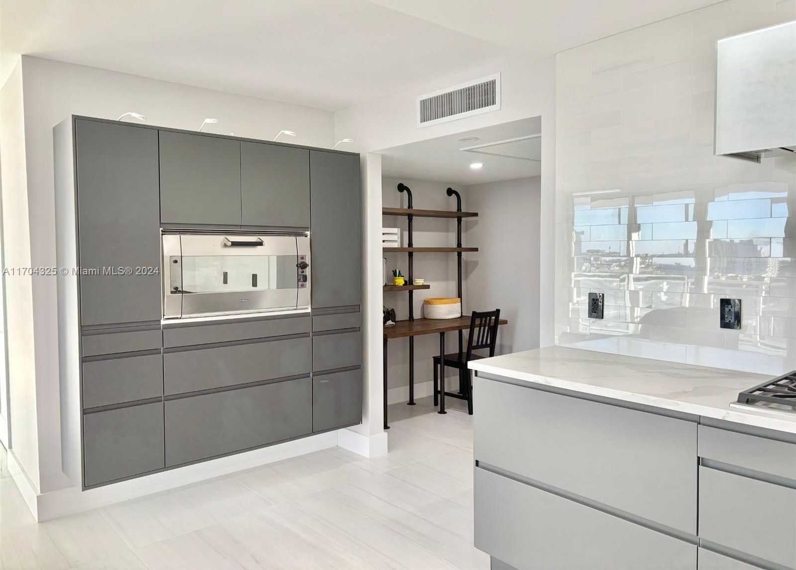 Small Image of 2030 SOUTH OCEAN DR #806, Hallandale Beach Number 7