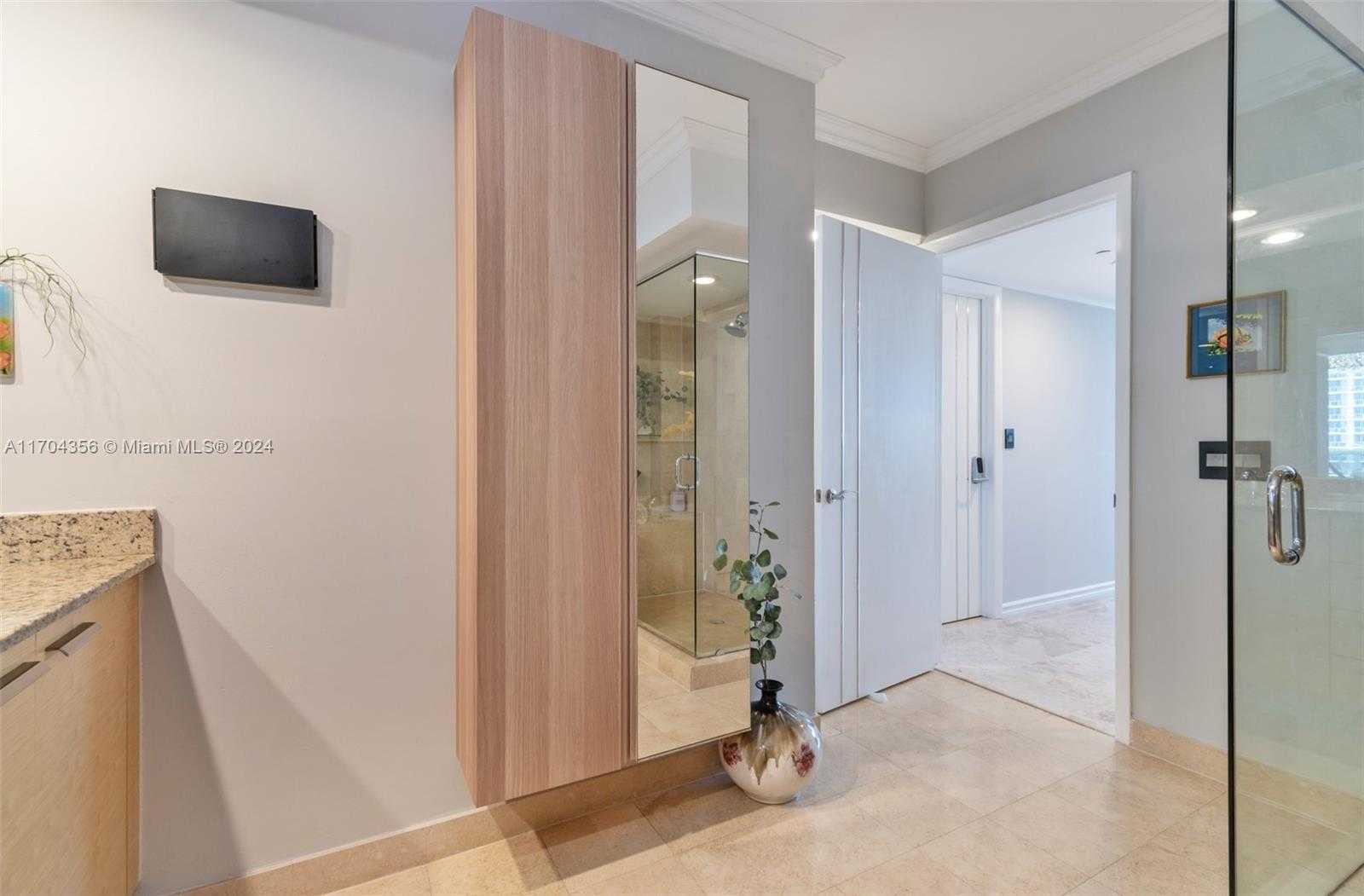 Small Image of 1830 SOUTH OCEAN DR #2311, Hallandale Beach Number 25