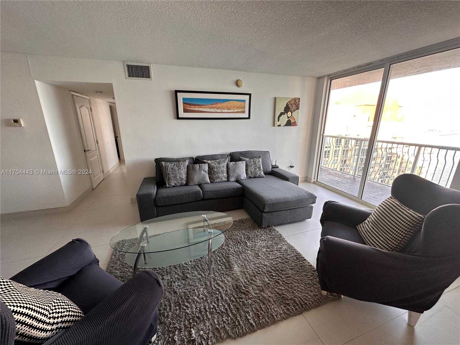 Small Image of 1200 BRICKELL BAY DR #4002, Miami Number 10