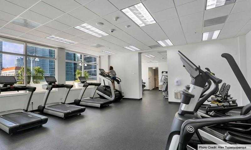Small Image of 1200 BRICKELL BAY DR #4002, Miami Number 11