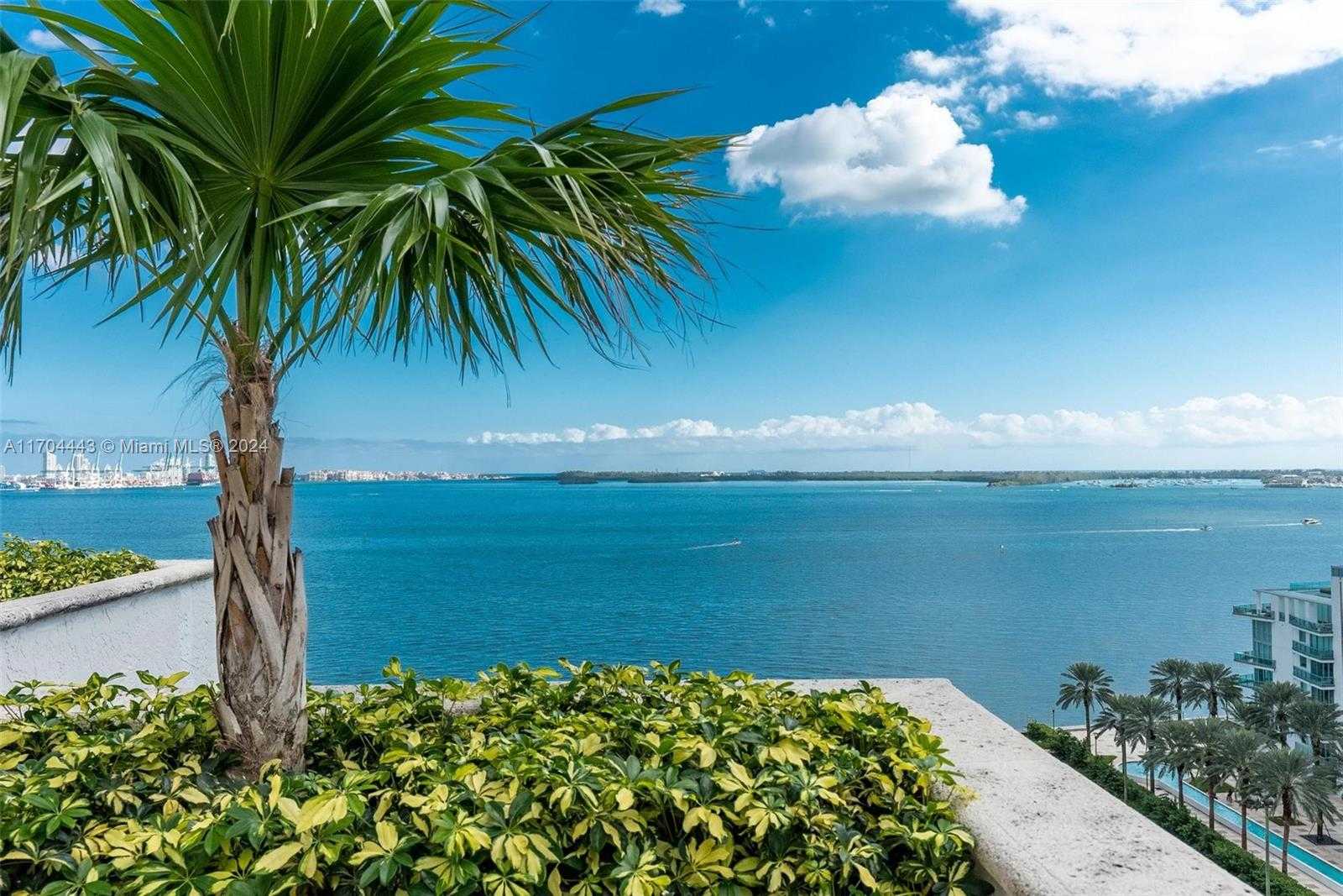 Small Image of 1200 BRICKELL BAY DR #4002, Miami Number 20