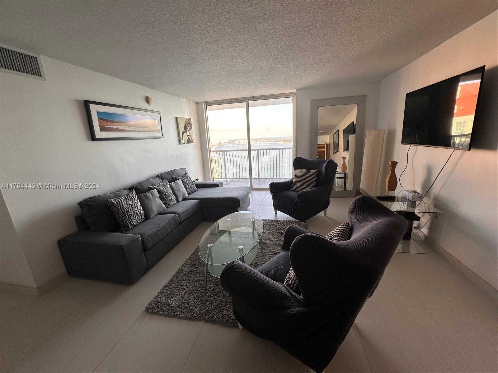 Small Image of 1200 BRICKELL BAY DR #4002, Miami Number 7