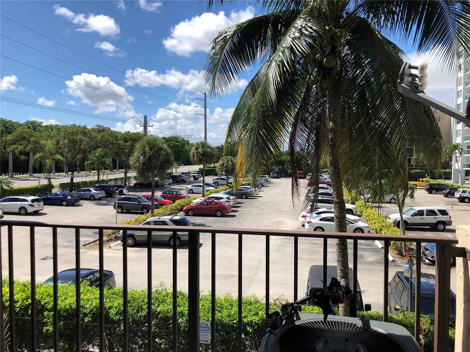 Small Image of 2903 NORTH EAST 163RD ST #203, North Miami Beach Number 15