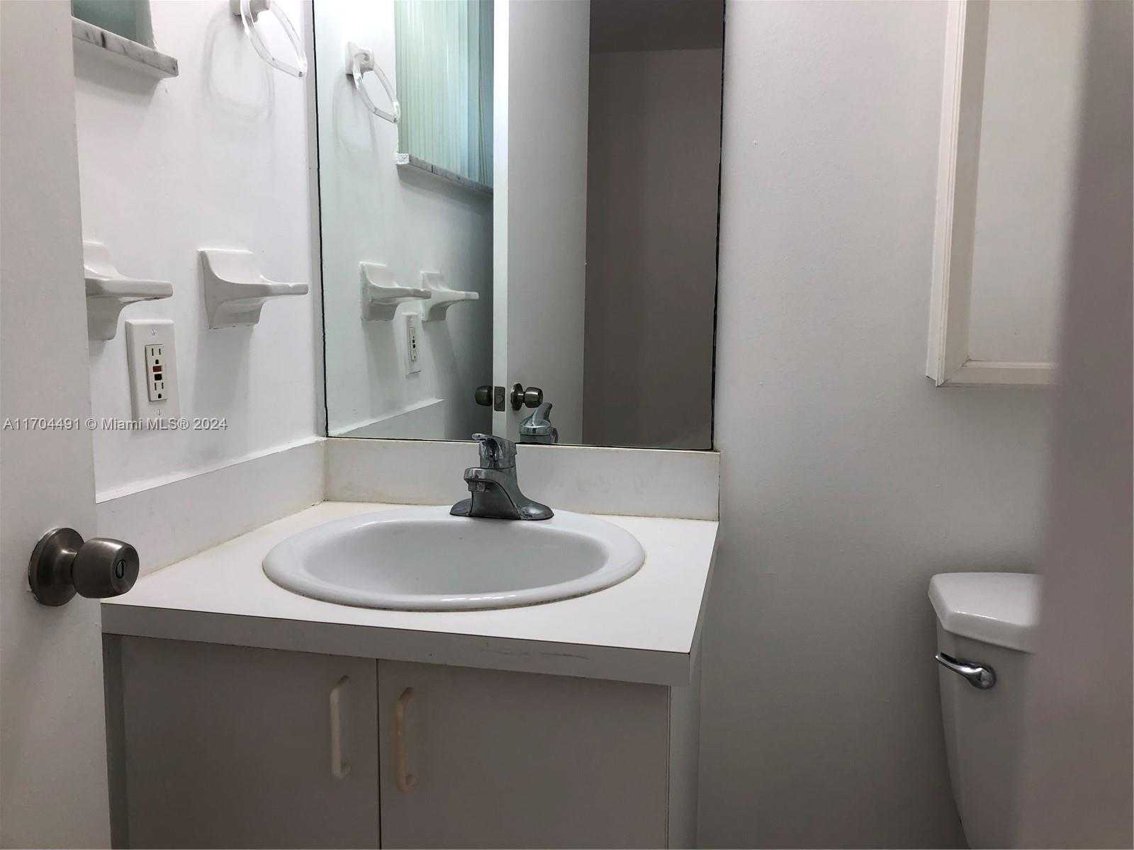Small Image of 2903 NORTH EAST 163RD ST #203, North Miami Beach Number 8