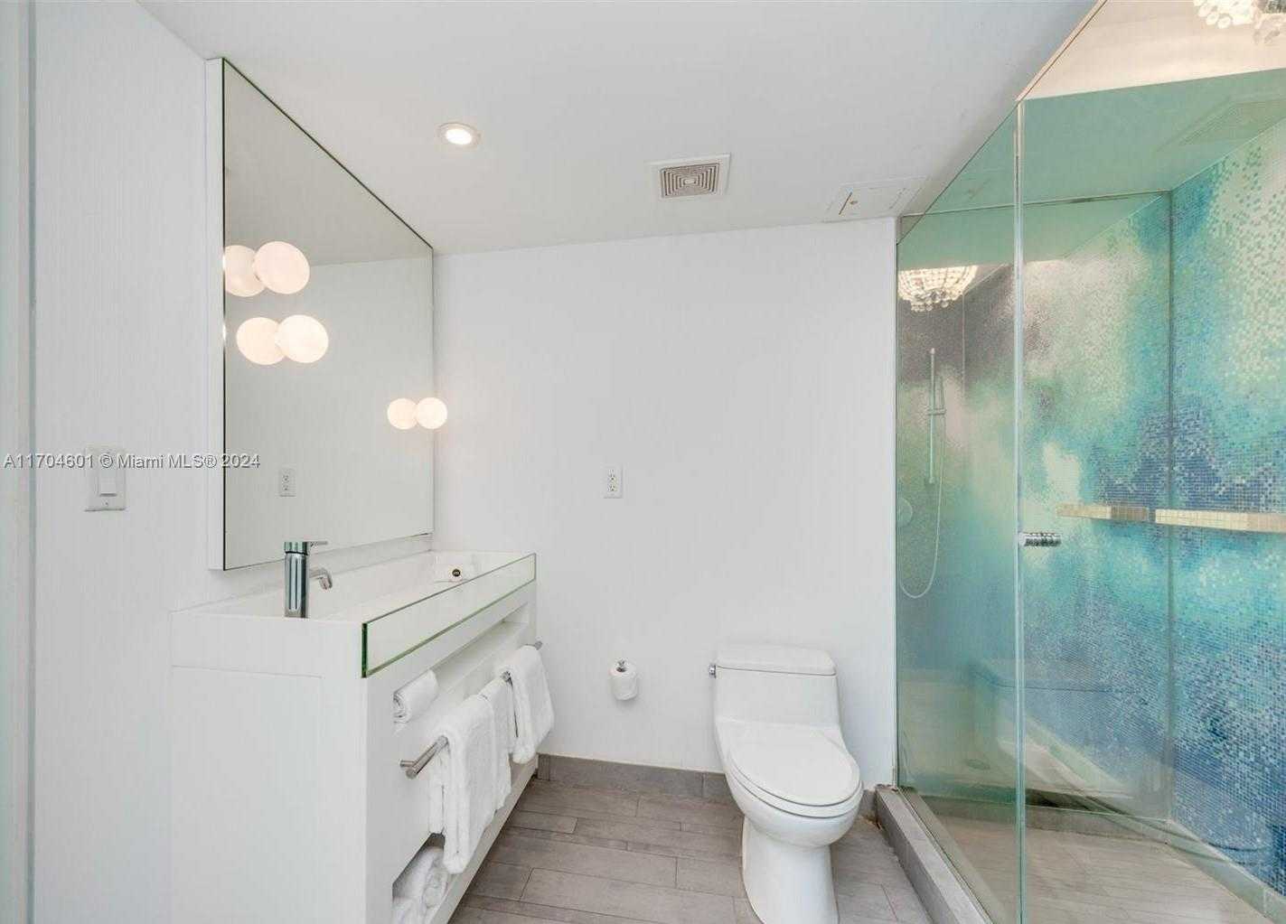 Small Image of 1100 WEST AVE #1120, Miami Beach Number 17