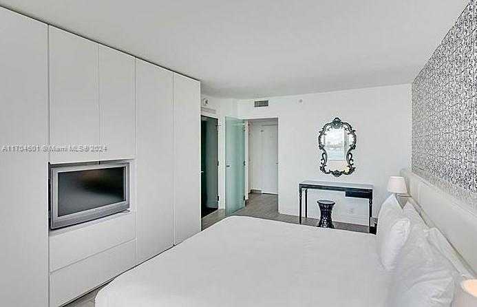 Small Image of 1100 WEST AVE #1120, Miami Beach Number 7