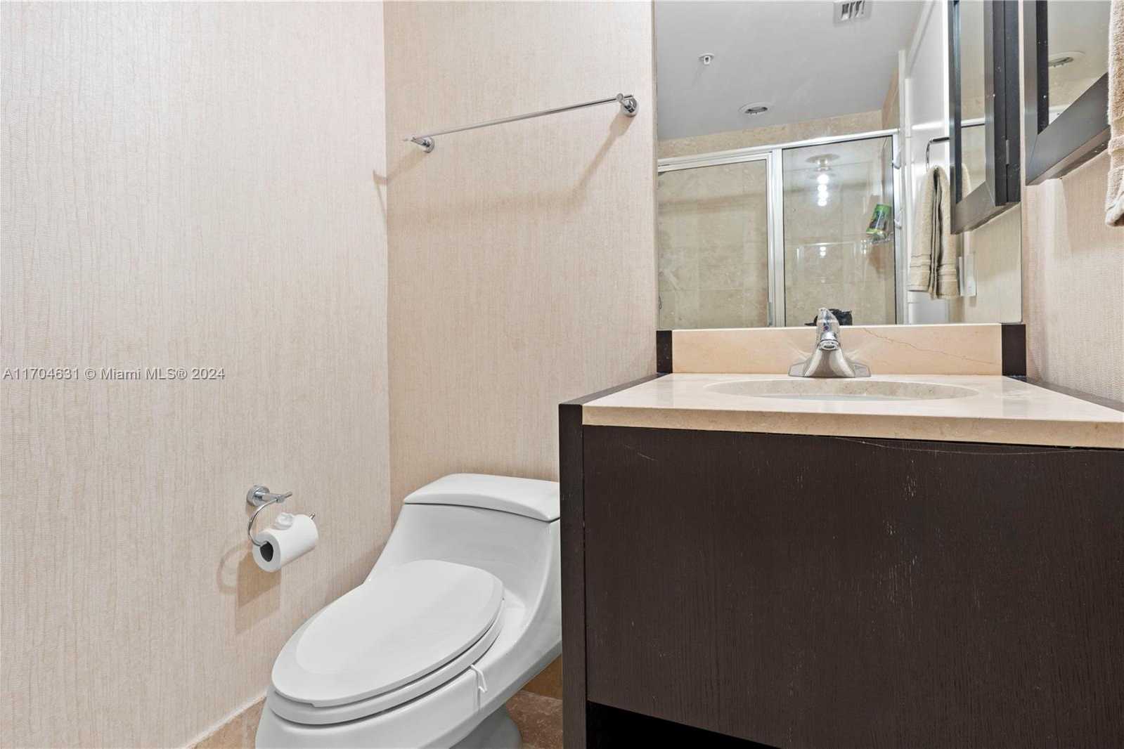 Small Image of 18201 COLLINS AVE #906, Sunny Isles Beach Number 16