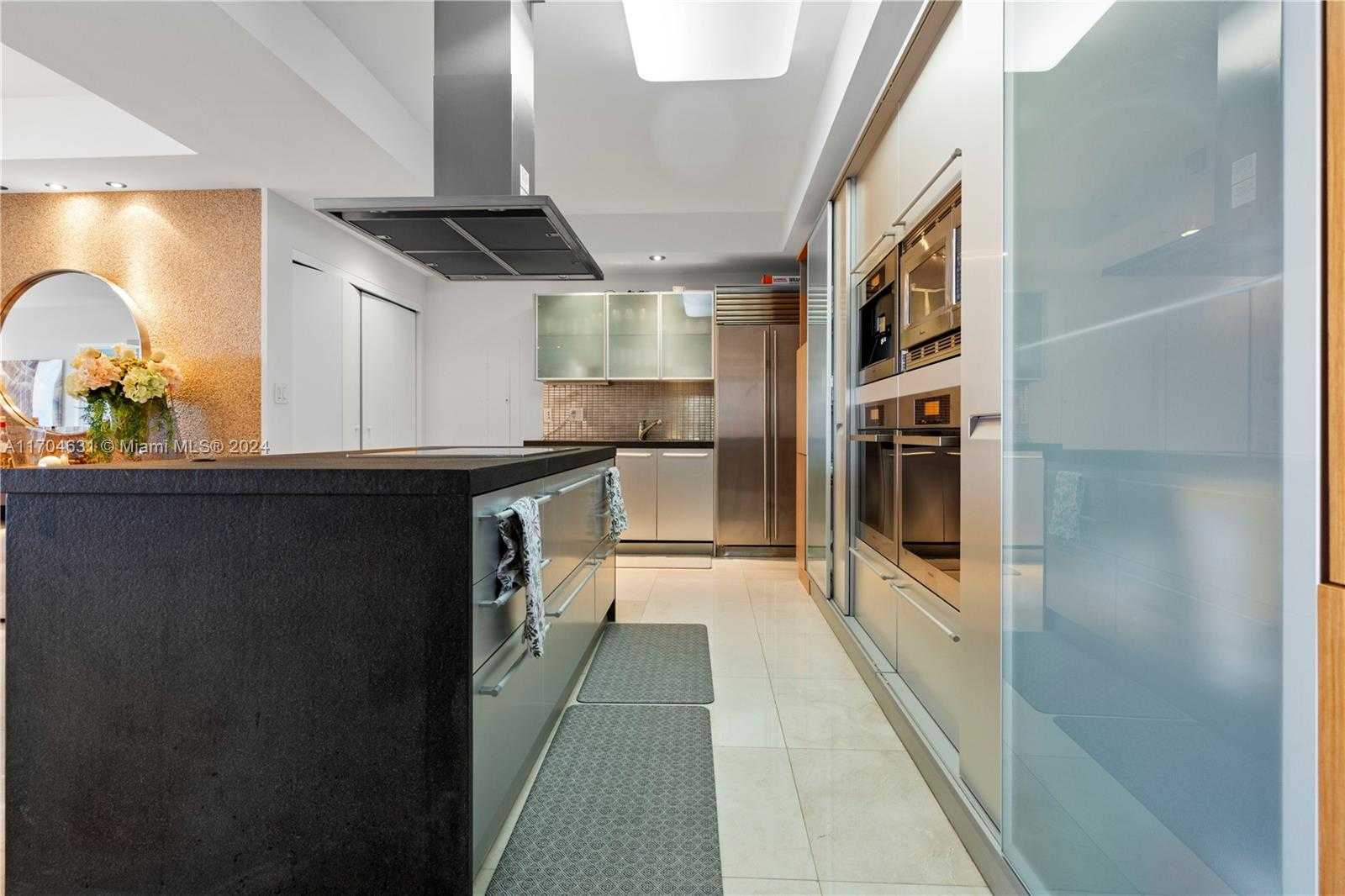 Small Image of 18201 COLLINS AVE #906, Sunny Isles Beach Number 8