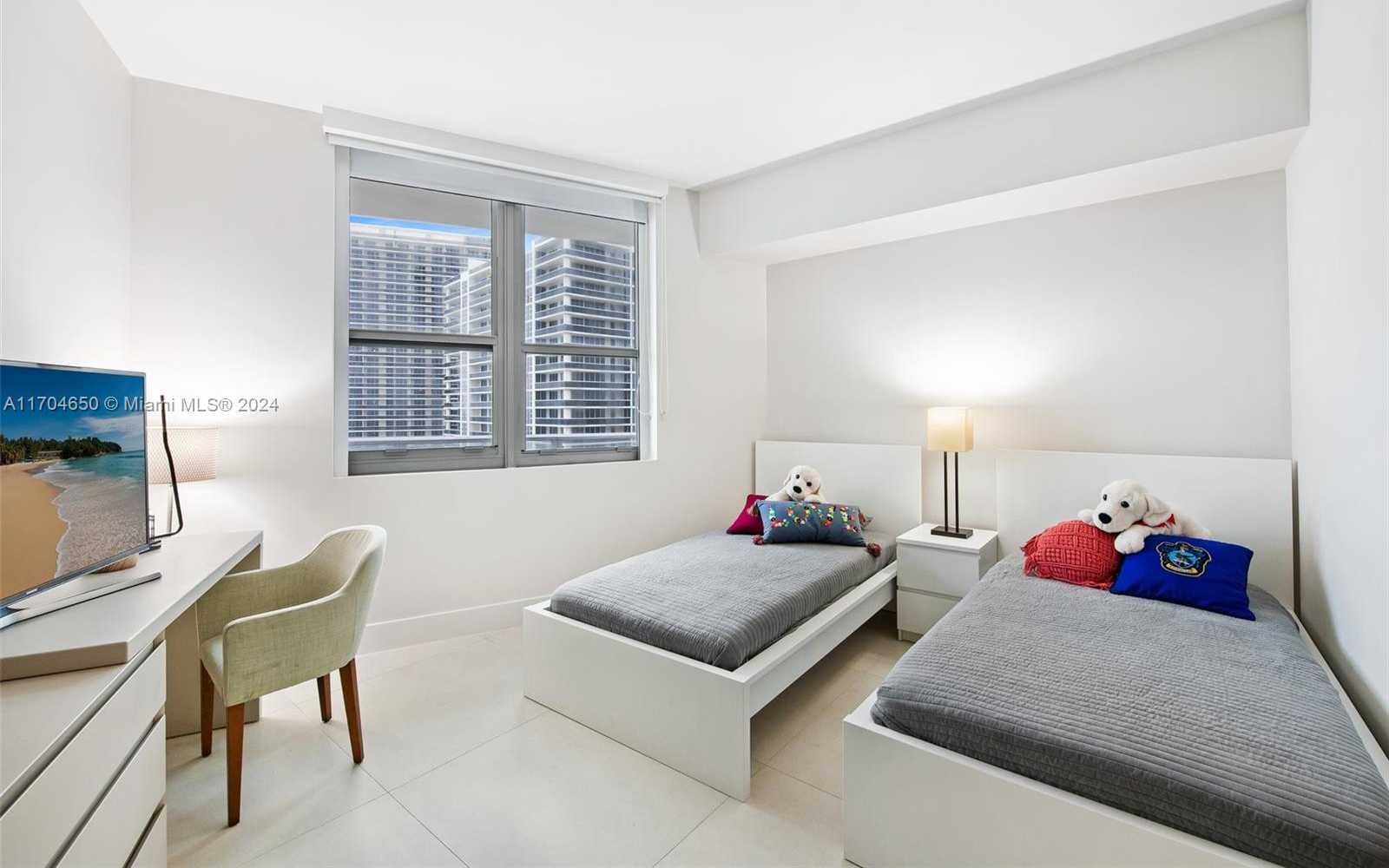 Small Image of 4111 SOUTH OCEAN DR #3001, Hollywood Number 13