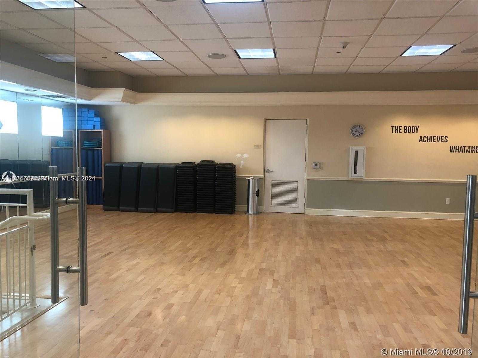 Small Image of 4775 COLLINS AVE #2702, Miami Beach Number 10