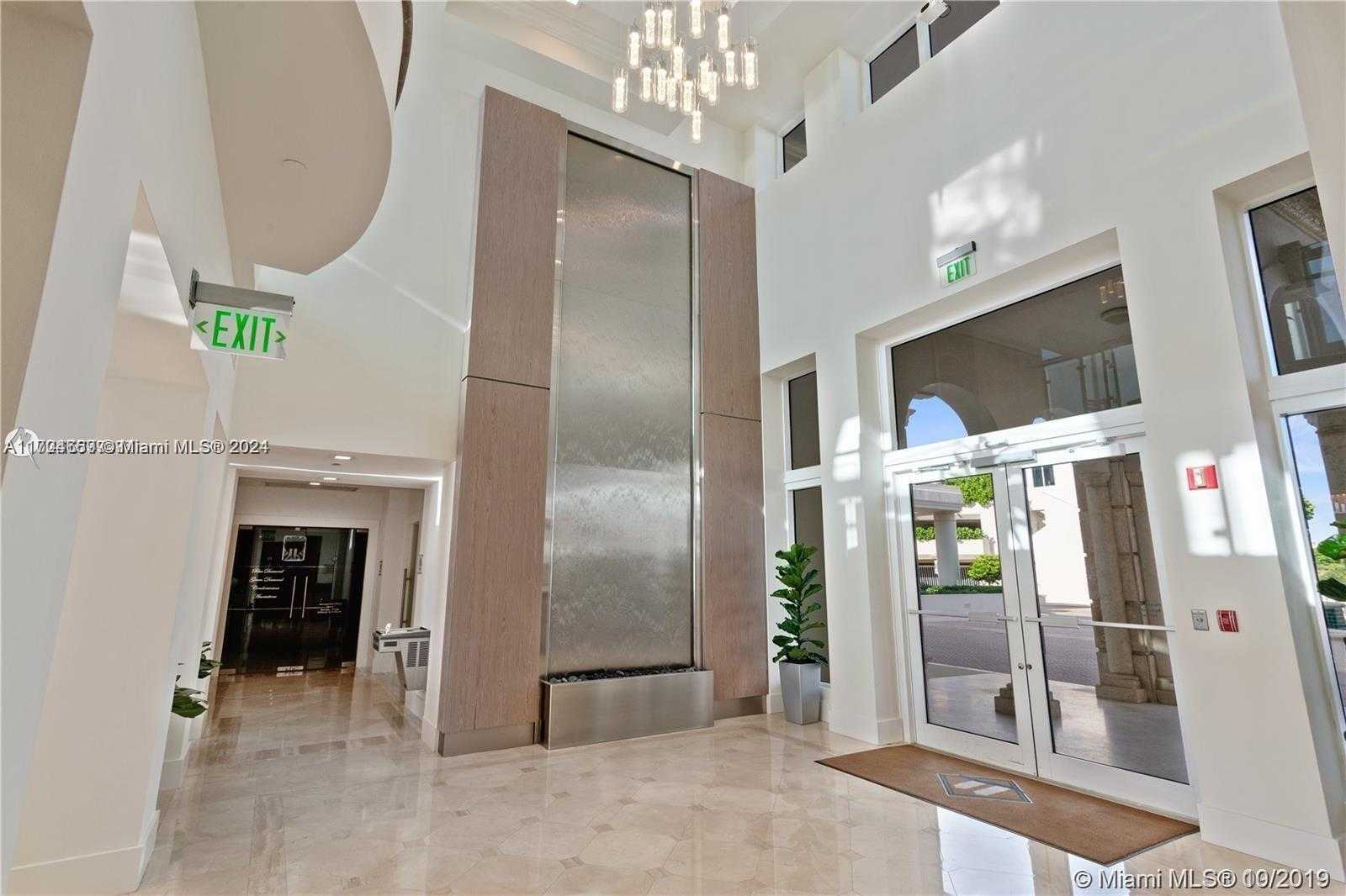 Small Image of 4775 COLLINS AVE #2702, Miami Beach Number 19