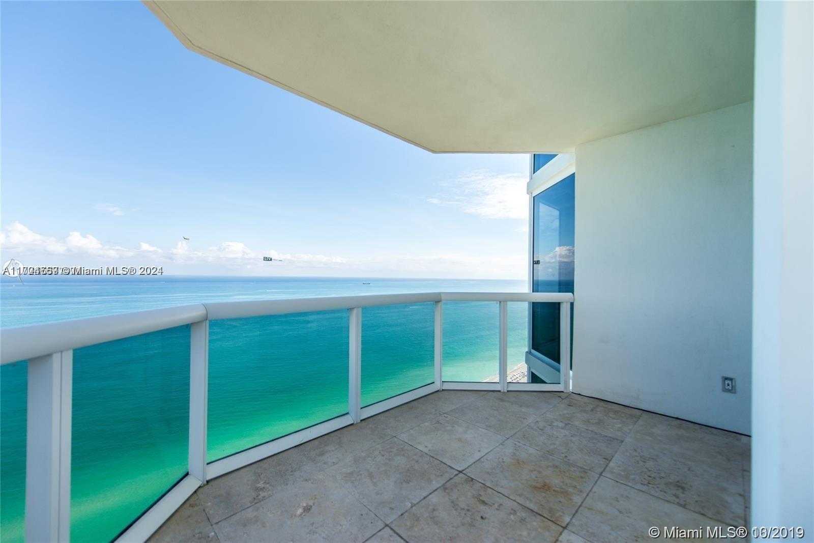 Small Image of 4775 COLLINS AVE #2702, Miami Beach Number 37