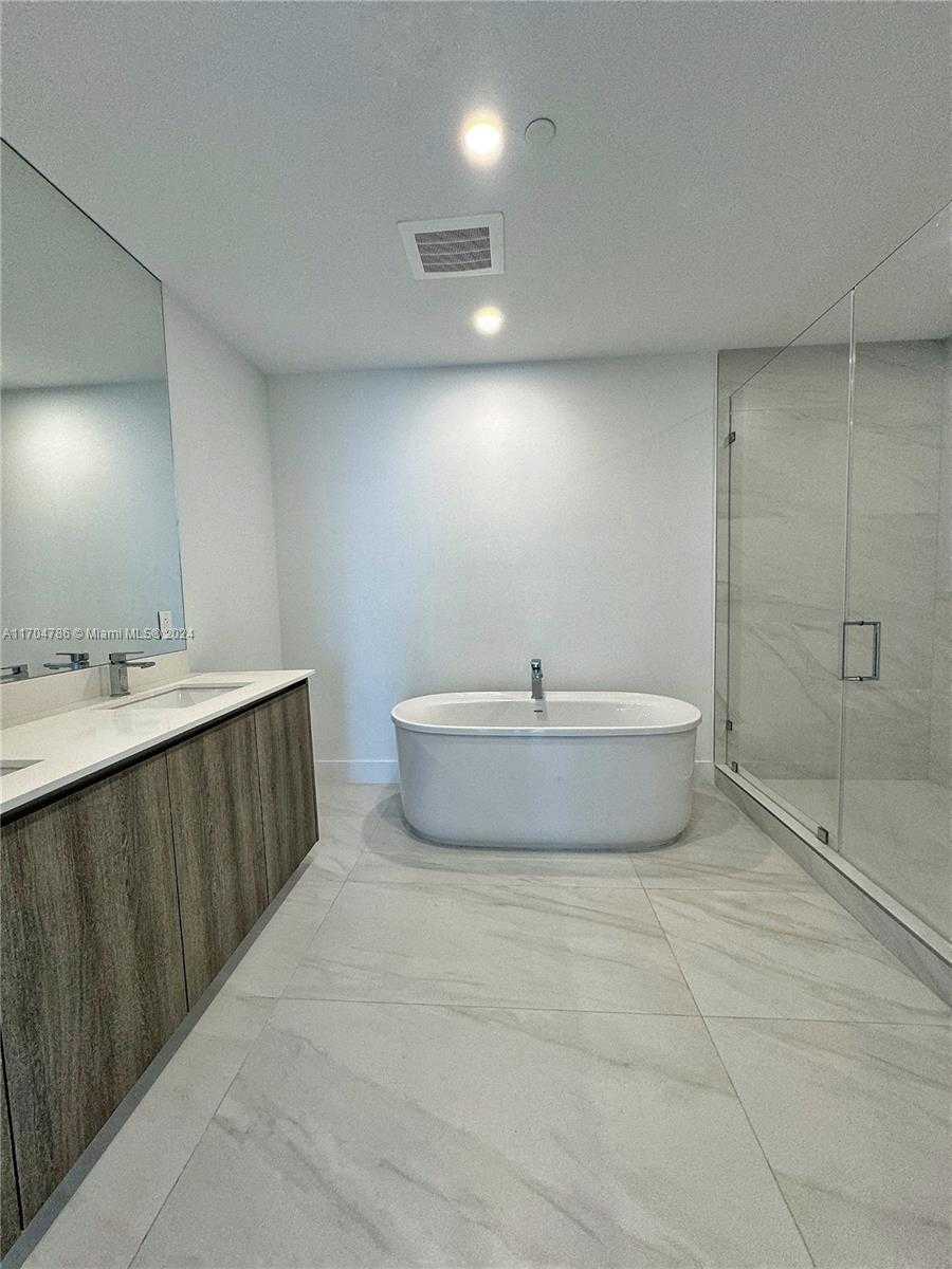 Small Image of 17550 COLLINS AVE #801, Sunny Isles Beach Number 10
