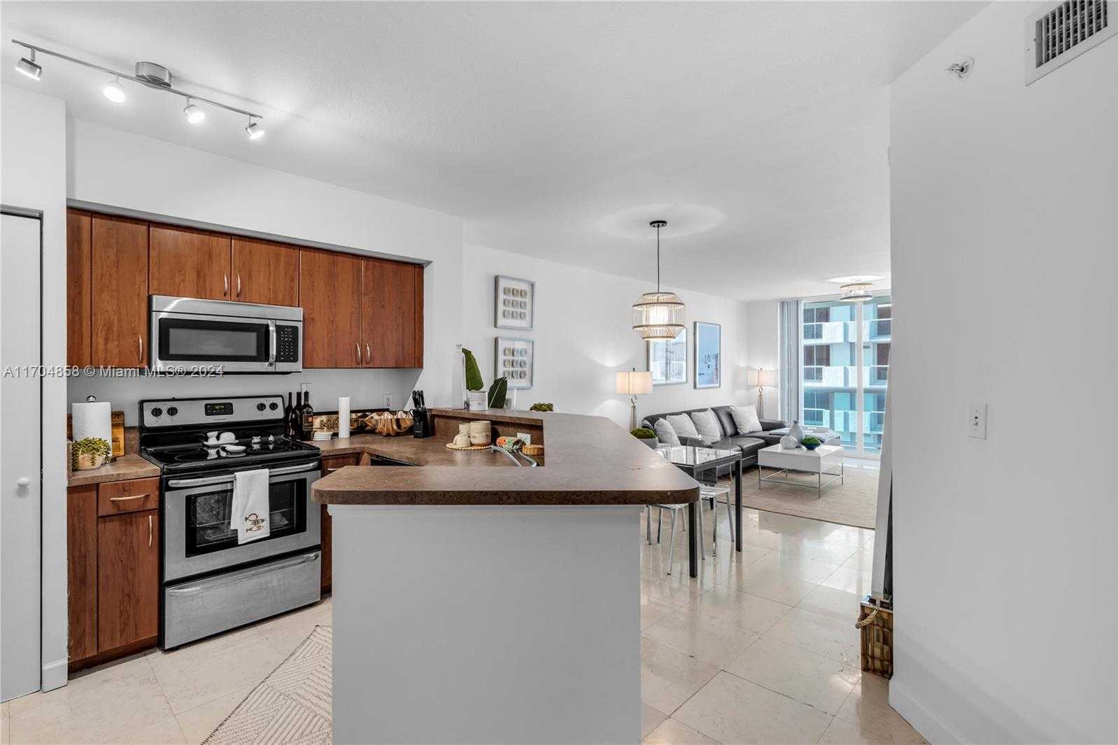 Small Image of 9201 COLLINS AVE #523, Surfside Number 18