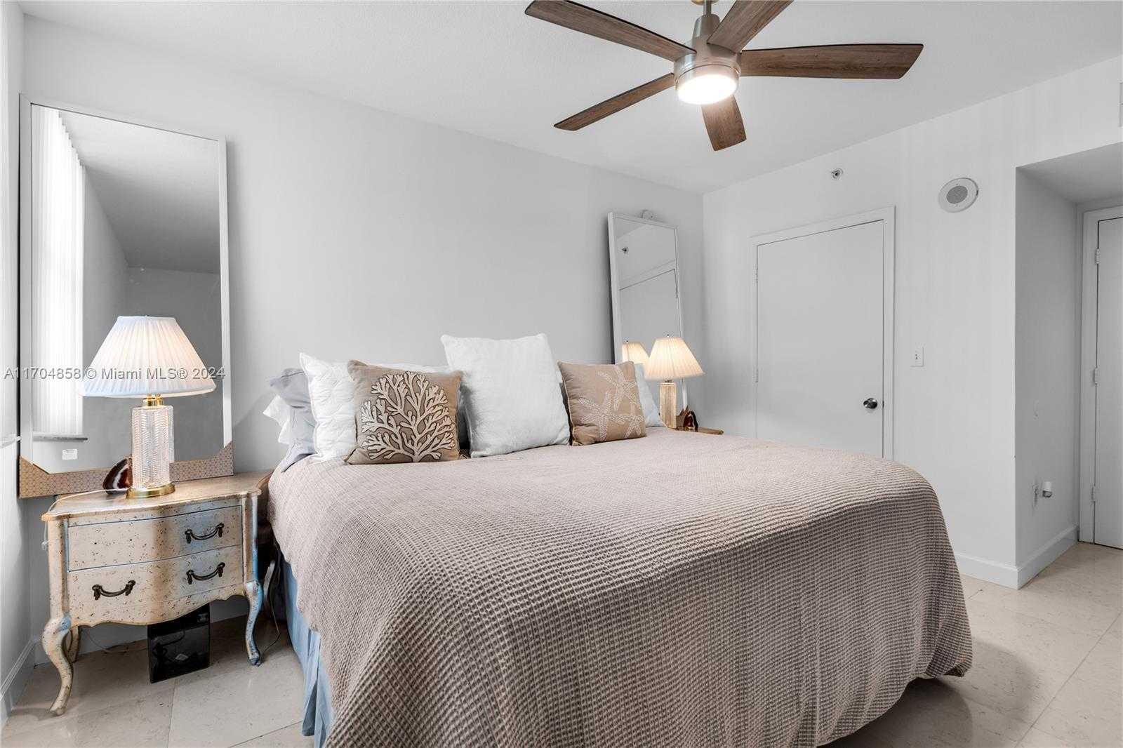 Small Image of 9201 COLLINS AVE #523, Surfside Number 28