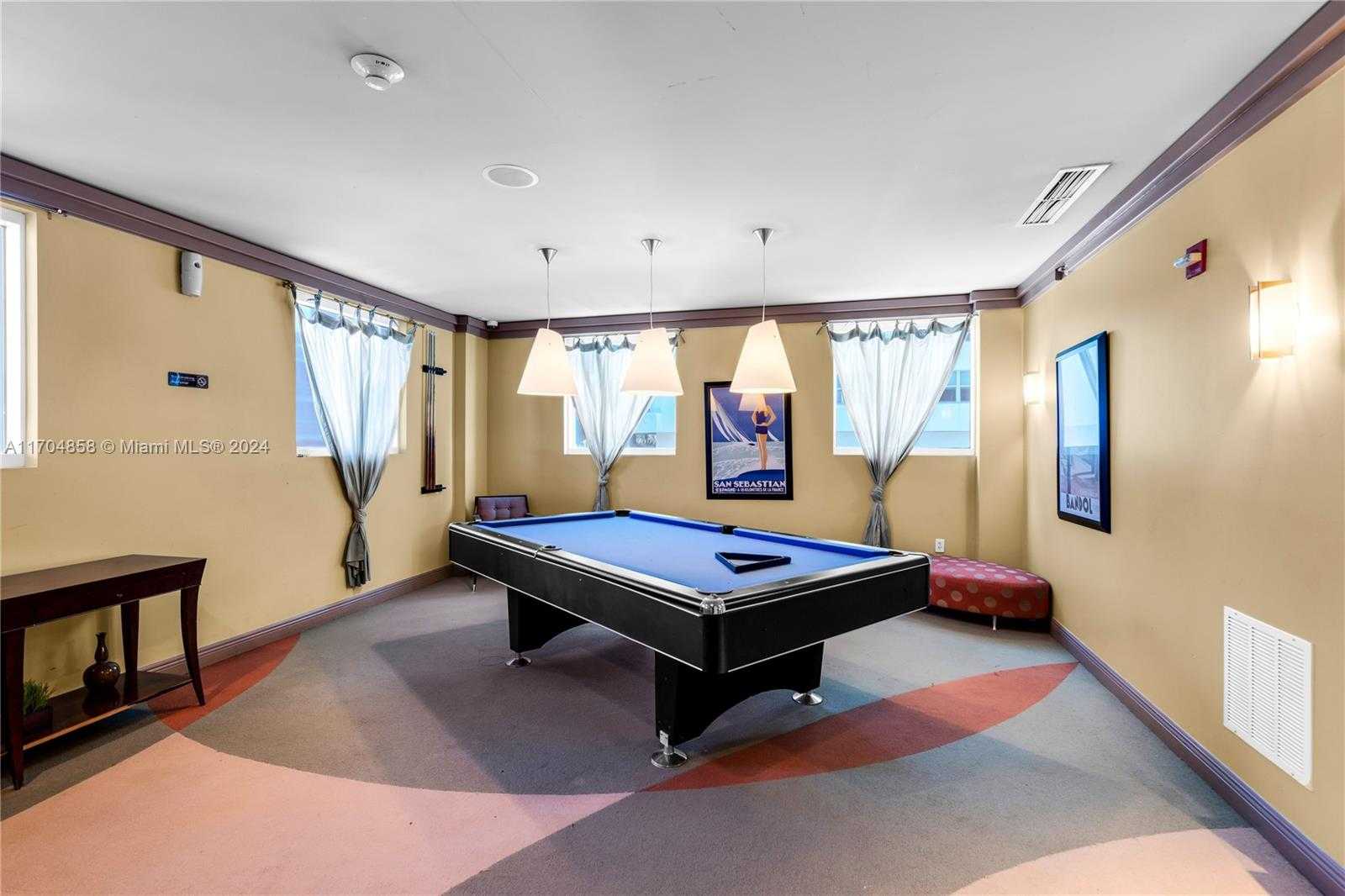 Small Image of 9201 COLLINS AVE #523, Surfside Number 31