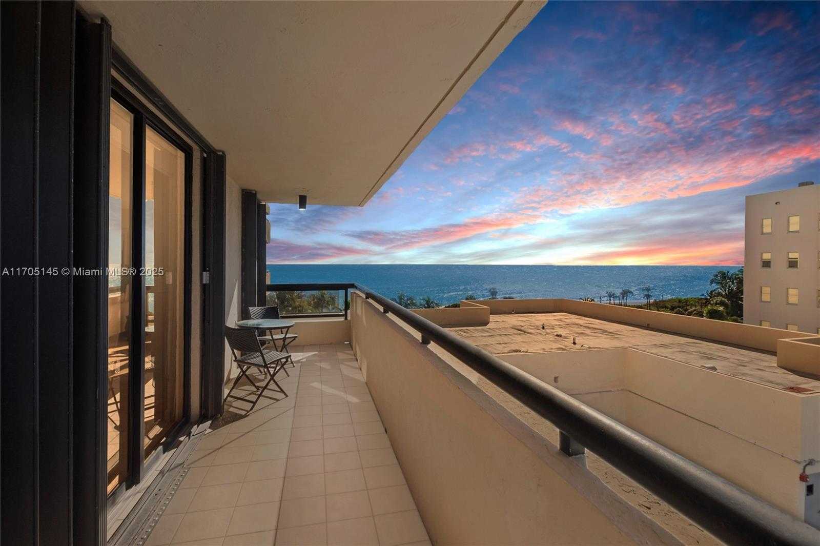 Small Image of 2555 COLLINS AVE #714, Miami Beach Number 16