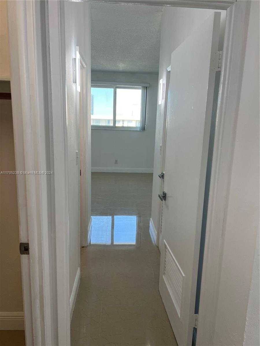 Small Image of 19380 COLLINS AVE #PH-15, Sunny Isles Beach Number 12