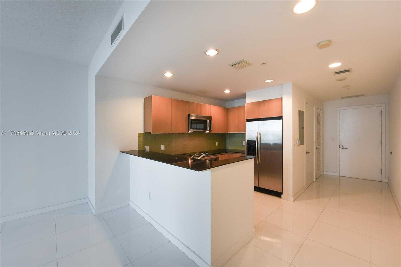 Small Image of 1060 BRICKELL AVE #1715, Miami Number 2