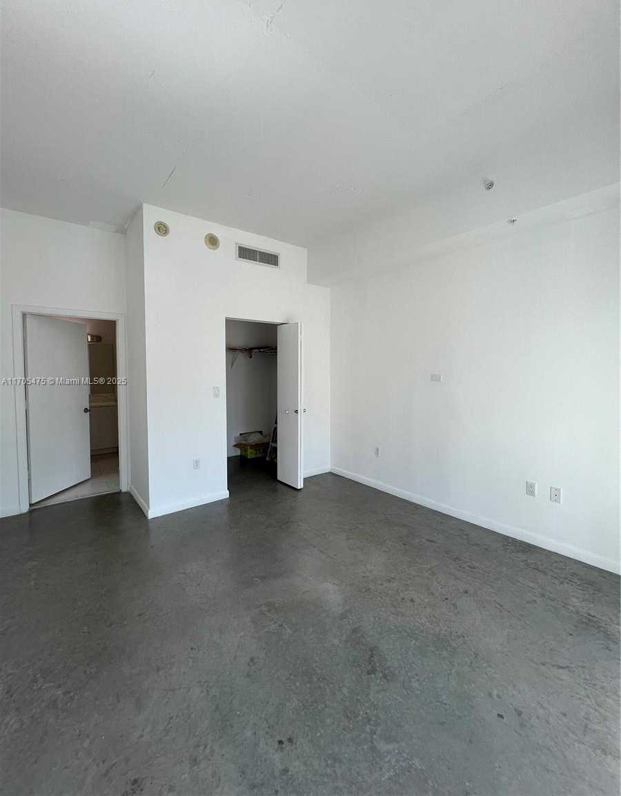Small Image of 133 NORTH EAST 2ND AVE #1906, Miami Number 11
