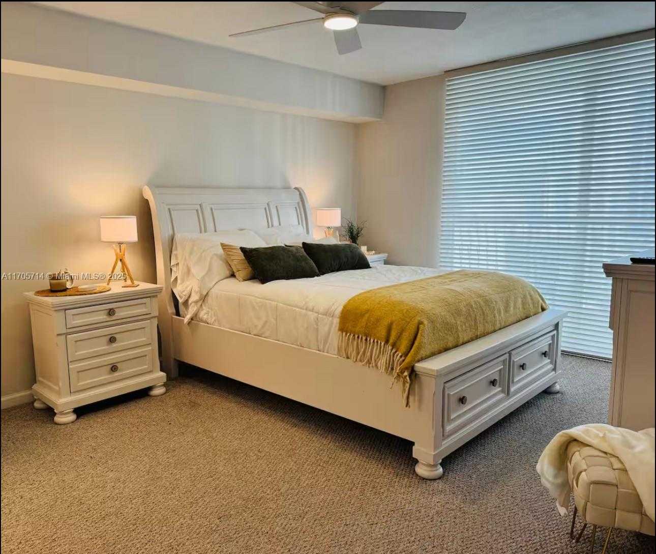 Small Image of 1200 BRICKELL BAY DR #3220, Miami Number 23