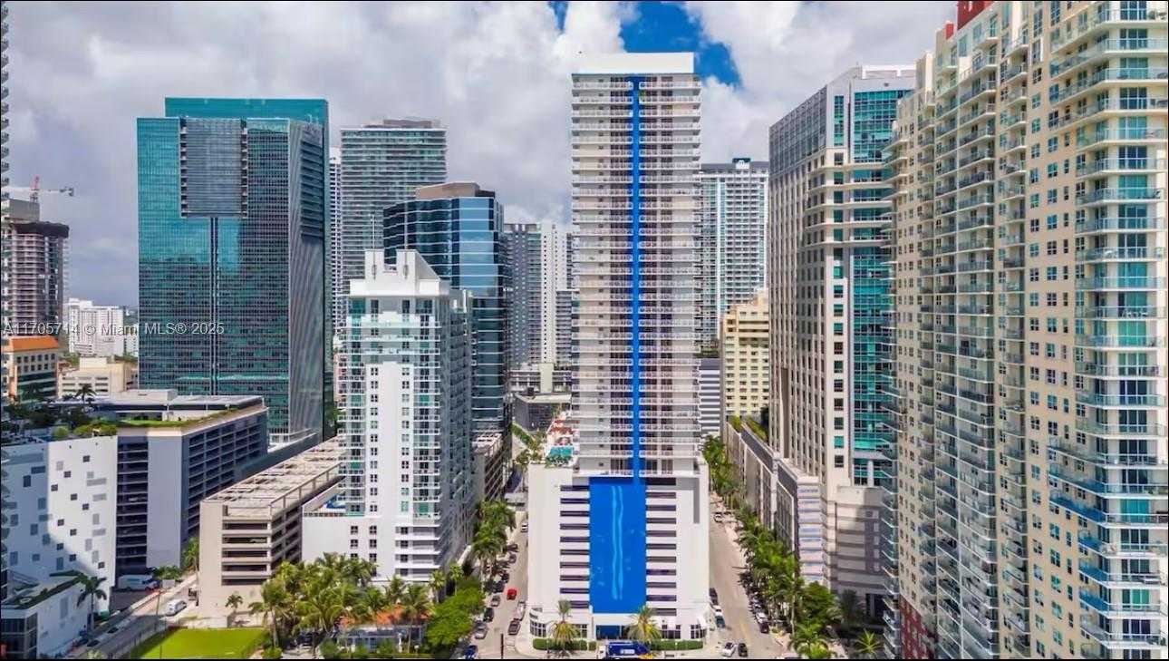 Small Image of 1200 BRICKELL BAY DR #3220, Miami Number 50