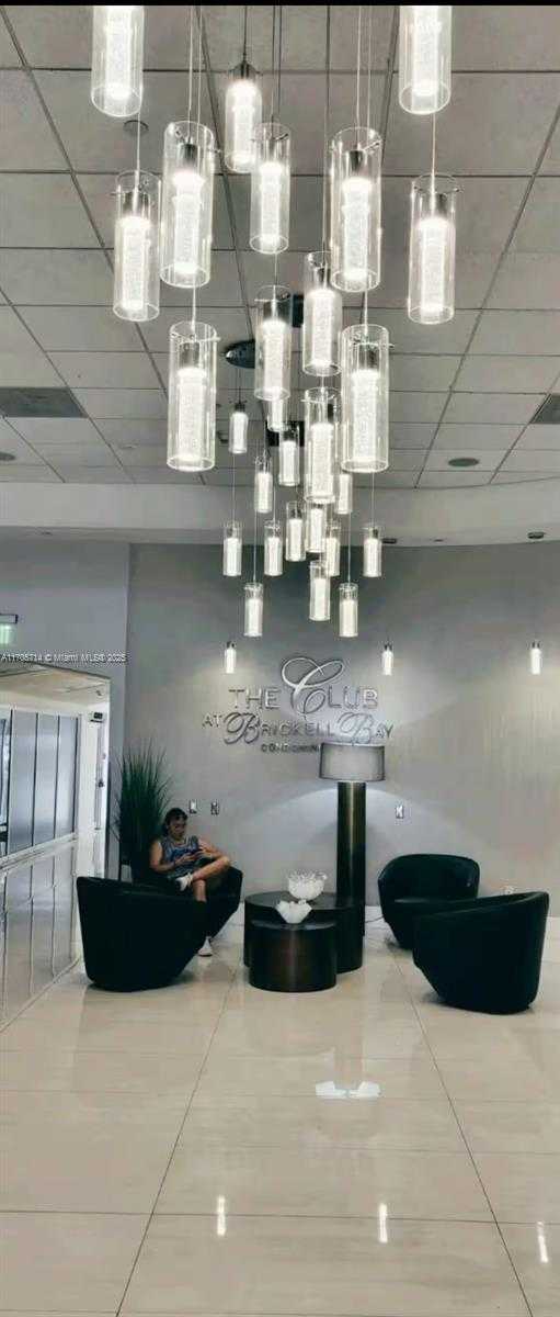 Small Image of 1200 BRICKELL BAY DR #3220, Miami Number 53