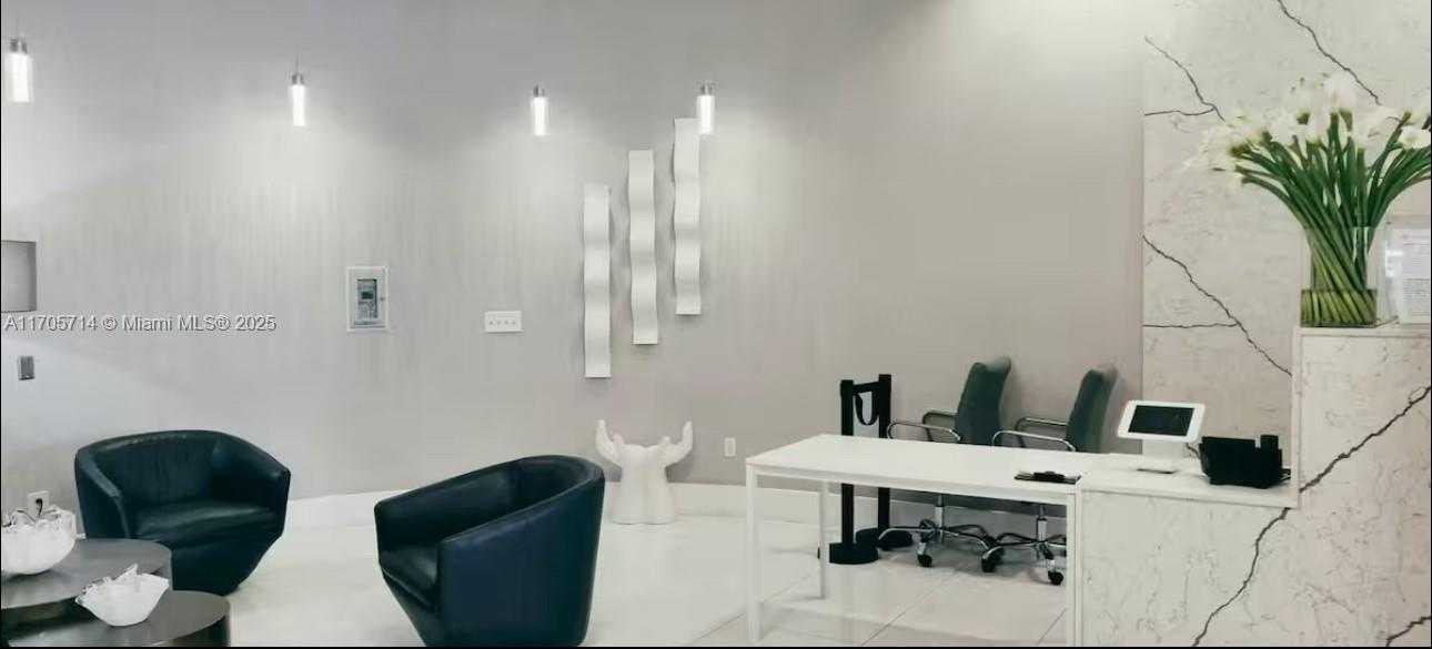 Small Image of 1200 BRICKELL BAY DR #3220, Miami Number 54