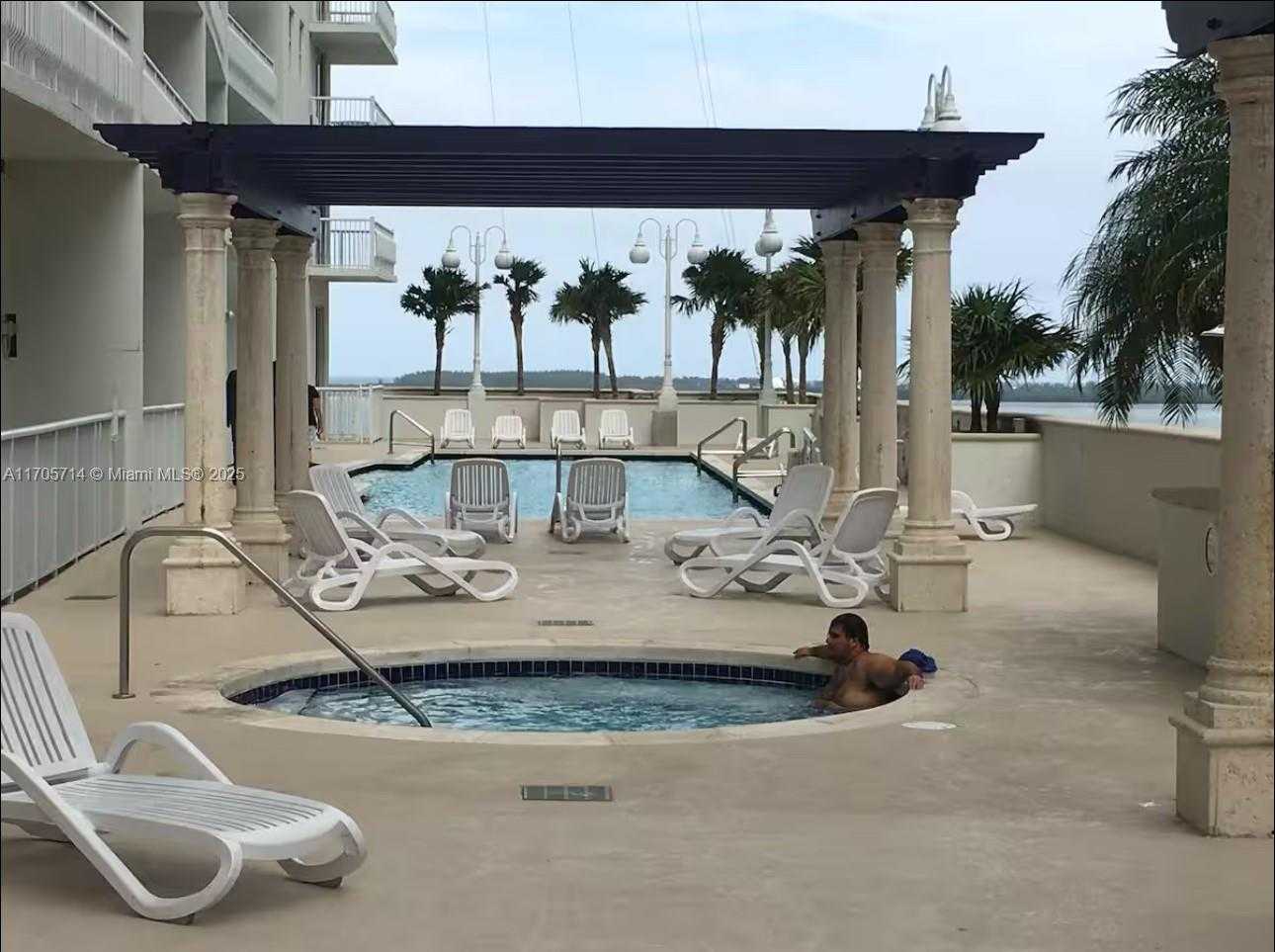 Small Image of 1200 BRICKELL BAY DR #3220, Miami Number 58