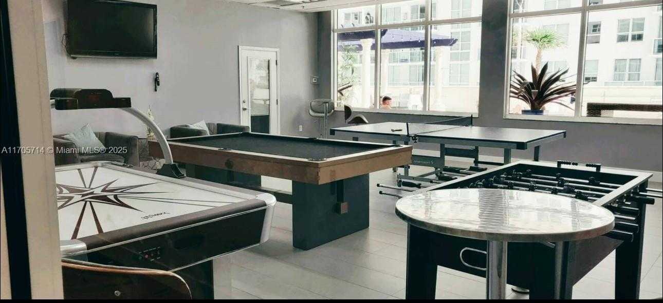 Small Image of 1200 BRICKELL BAY DR #3220, Miami Number 59