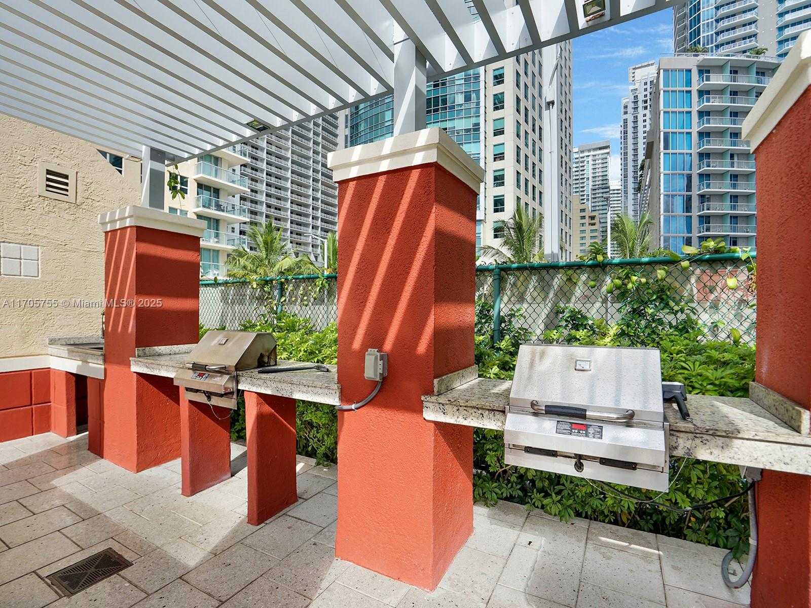 Small Image of 1155 BRICKELL BAY DR #3404, Miami Number 16