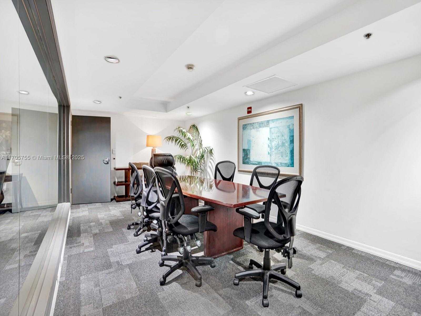 Small Image of 1155 BRICKELL BAY DR #3404, Miami Number 18