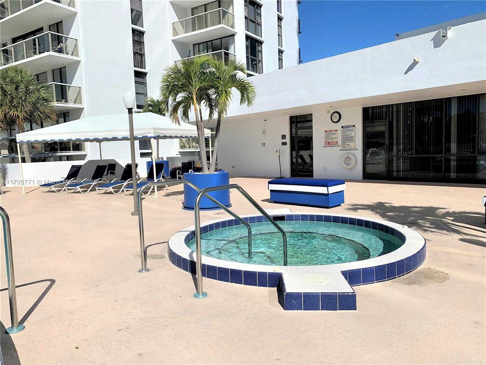 Small Image of 3701 NORTH COUNTRY CLUB DR #502, Aventura Number 19